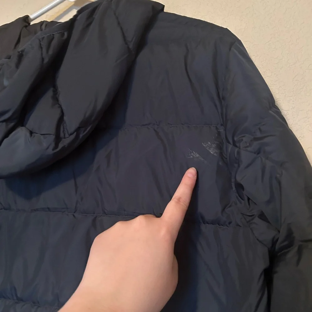 Eddie Bauer Men's Wide Channel Hooded Down Black Puffer Jacket